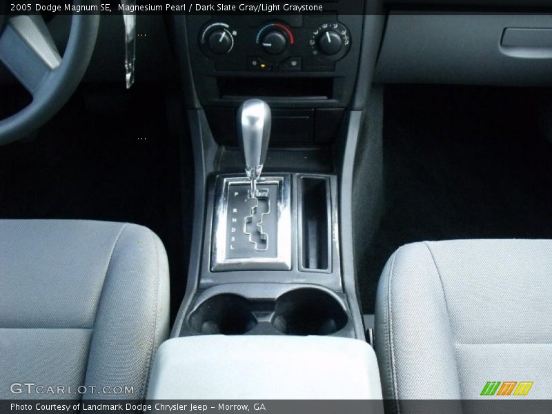 Magnesium Pearl / Dark Slate Gray/Light Graystone 2005 Dodge Magnum SE
