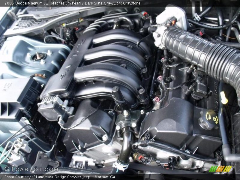 Magnesium Pearl / Dark Slate Gray/Light Graystone 2005 Dodge Magnum SE