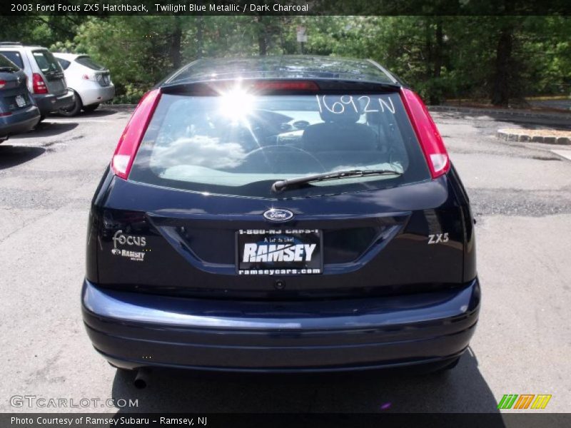 Twilight Blue Metallic / Dark Charcoal 2003 Ford Focus ZX5 Hatchback