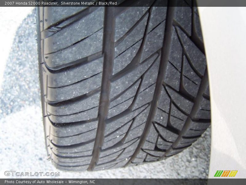 Silverstone Metallic / Black/Red 2007 Honda S2000 Roadster