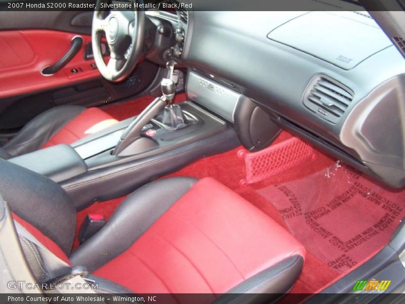 Silverstone Metallic / Black/Red 2007 Honda S2000 Roadster