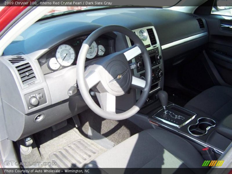 Inferno Red Crystal Pearl / Dark Slate Gray 2009 Chrysler 300