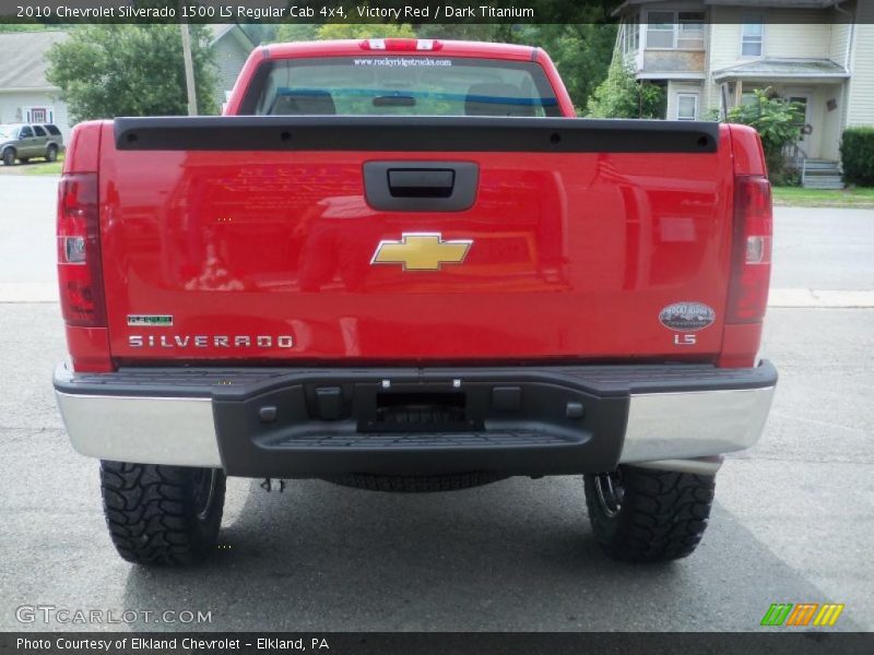 Victory Red / Dark Titanium 2010 Chevrolet Silverado 1500 LS Regular Cab 4x4