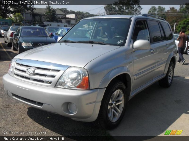Silky Silver Metallic / Gray 2005 Suzuki XL7 LX