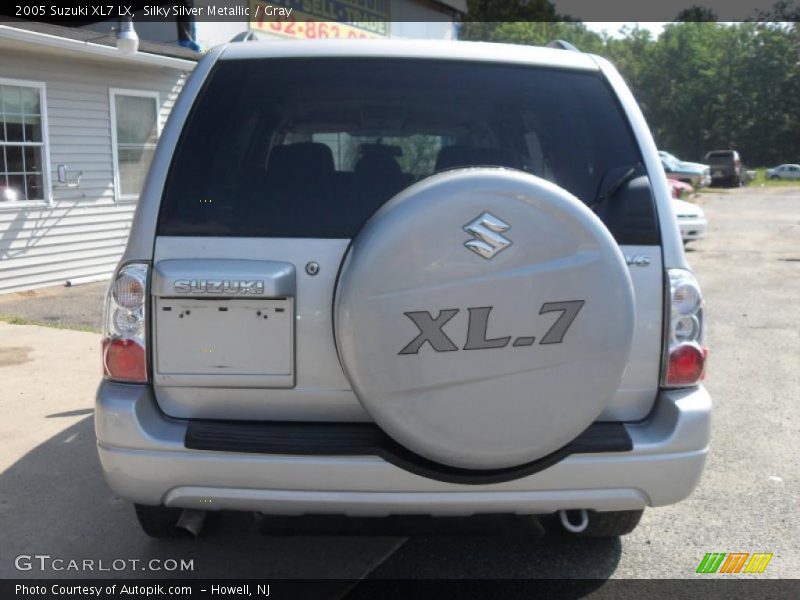 Silky Silver Metallic / Gray 2005 Suzuki XL7 LX