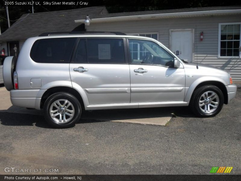 Silky Silver Metallic / Gray 2005 Suzuki XL7 LX
