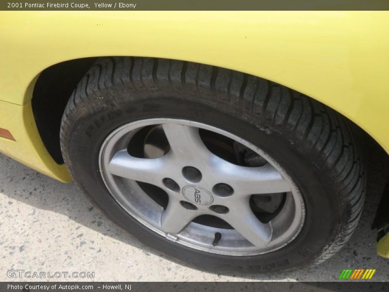 Yellow / Ebony 2001 Pontiac Firebird Coupe