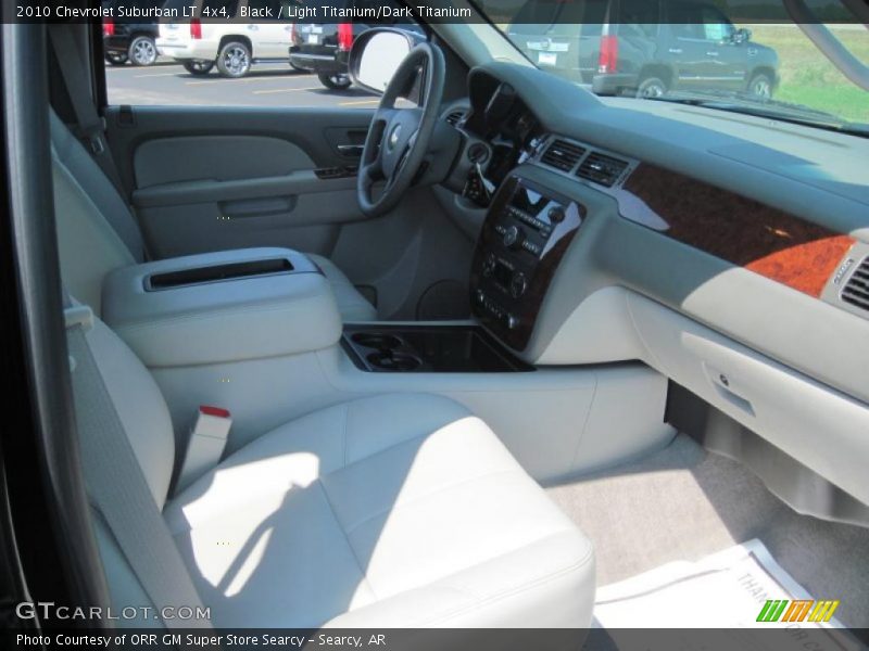 Black / Light Titanium/Dark Titanium 2010 Chevrolet Suburban LT 4x4