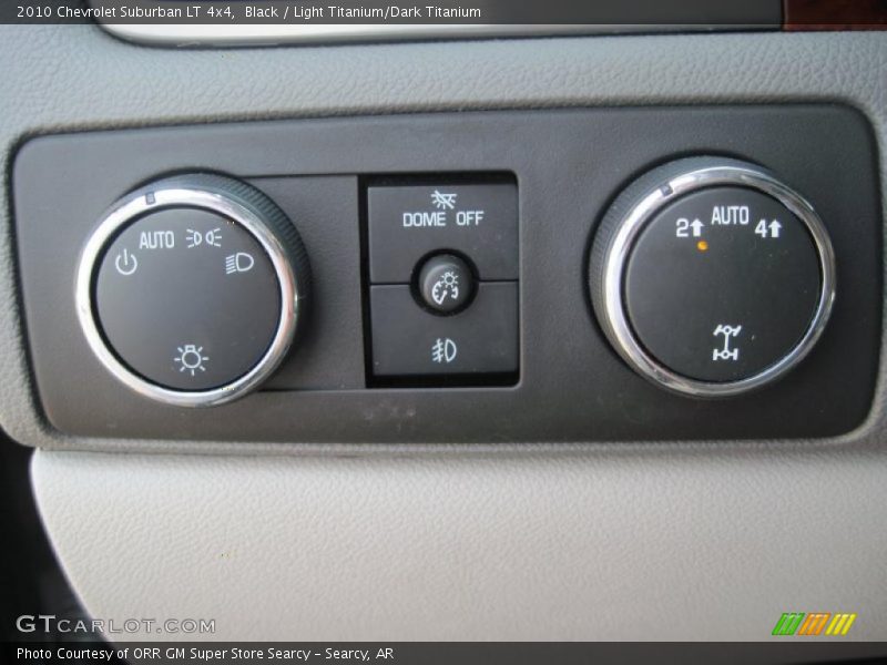 Black / Light Titanium/Dark Titanium 2010 Chevrolet Suburban LT 4x4