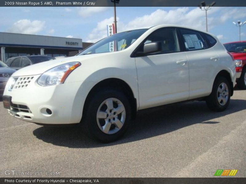 Phantom White / Gray 2009 Nissan Rogue S AWD