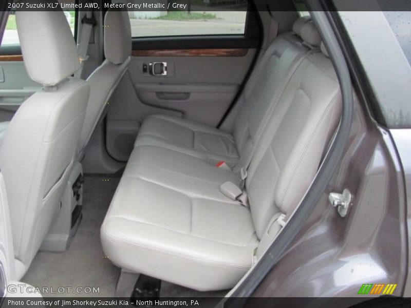Meteor Grey Metallic / Grey 2007 Suzuki XL7 Limited AWD