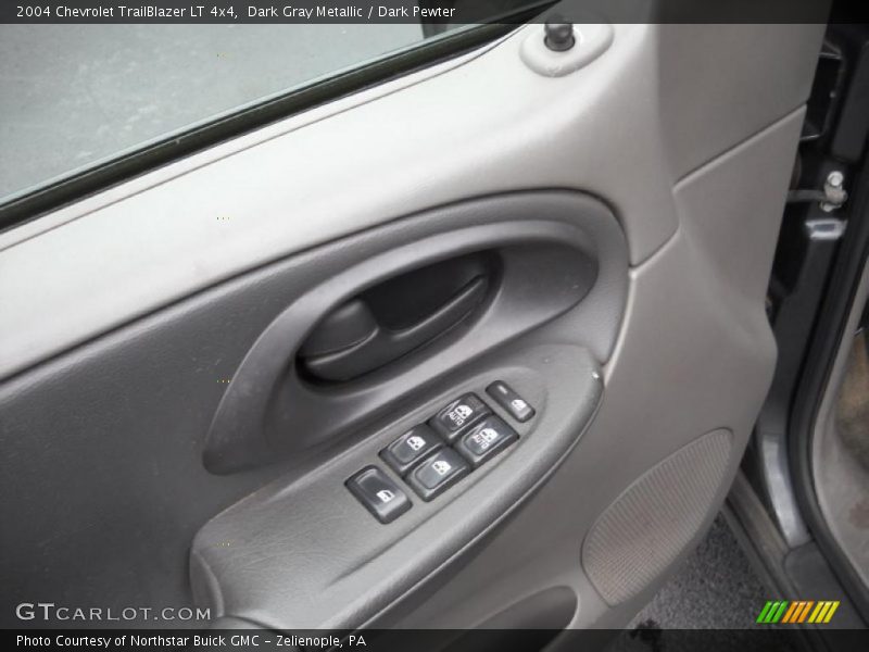 Dark Gray Metallic / Dark Pewter 2004 Chevrolet TrailBlazer LT 4x4