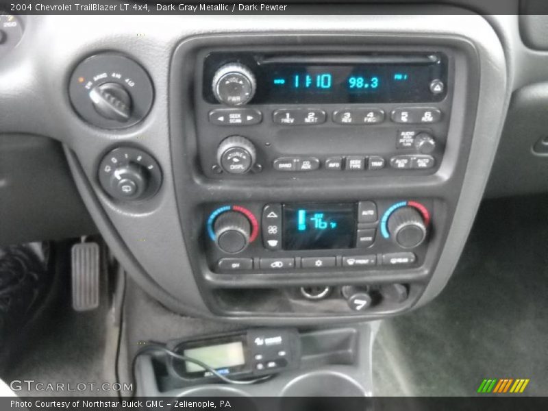 Dark Gray Metallic / Dark Pewter 2004 Chevrolet TrailBlazer LT 4x4