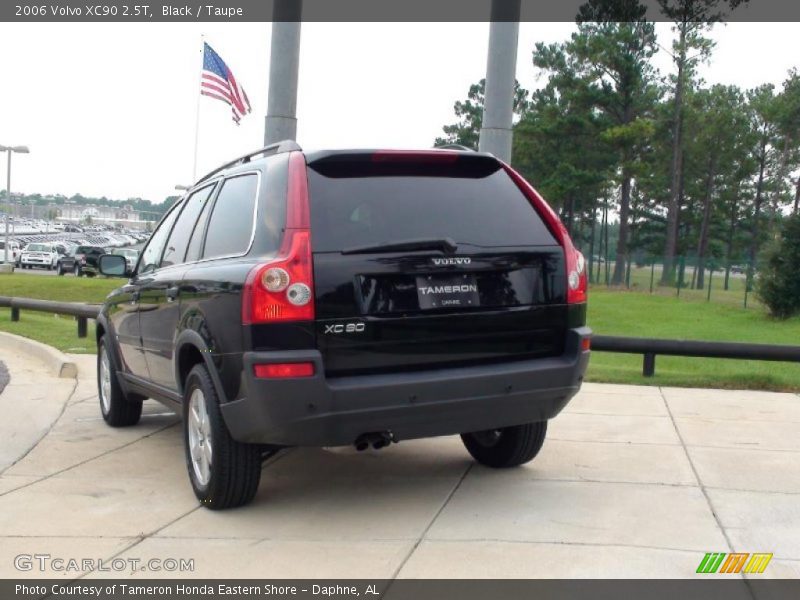 Black / Taupe 2006 Volvo XC90 2.5T