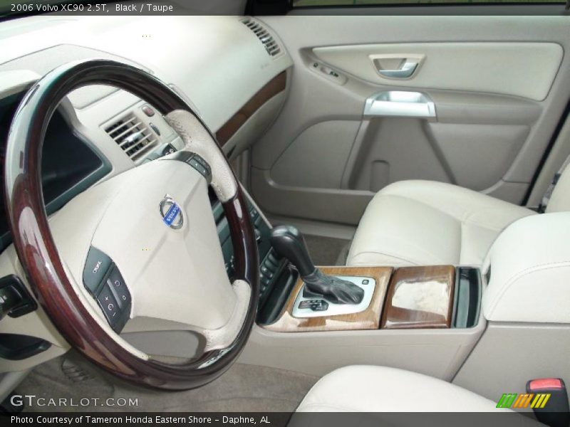 Black / Taupe 2006 Volvo XC90 2.5T