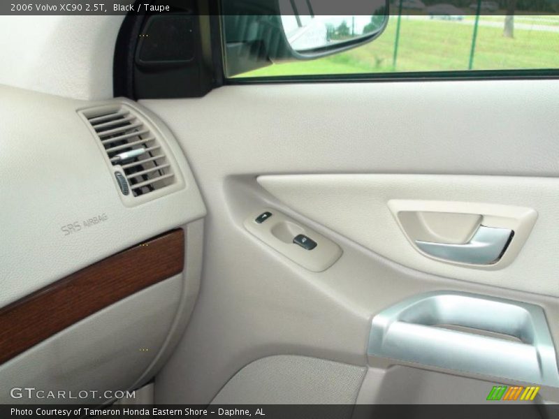 Black / Taupe 2006 Volvo XC90 2.5T