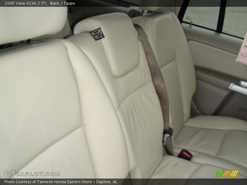 Black / Taupe 2006 Volvo XC90 2.5T