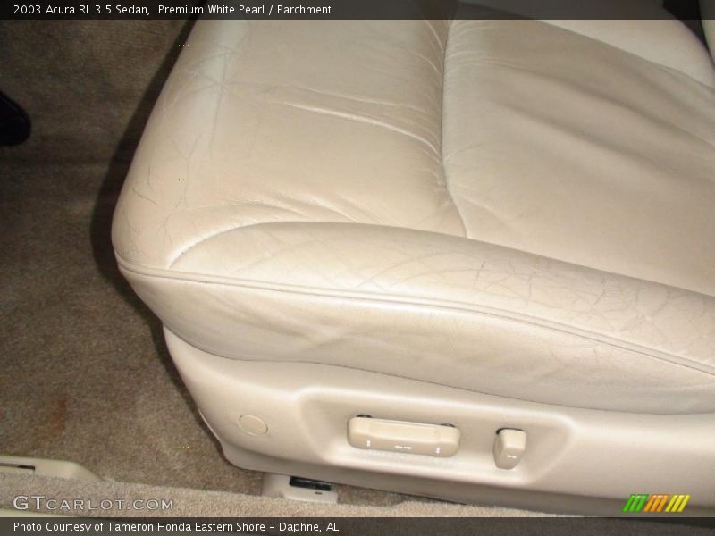 Premium White Pearl / Parchment 2003 Acura RL 3.5 Sedan