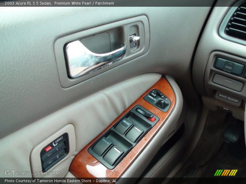 Premium White Pearl / Parchment 2003 Acura RL 3.5 Sedan