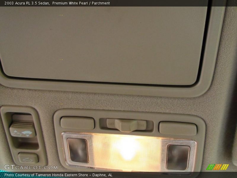 Premium White Pearl / Parchment 2003 Acura RL 3.5 Sedan
