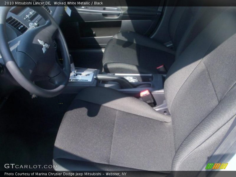 Wicked White Metallic / Black 2010 Mitsubishi Lancer DE