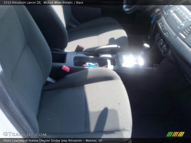 Wicked White Metallic / Black 2010 Mitsubishi Lancer DE
