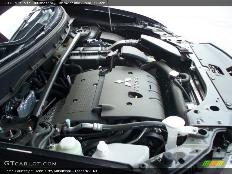 Labrador Black Pearl / Black 2010 Mitsubishi Outlander SE