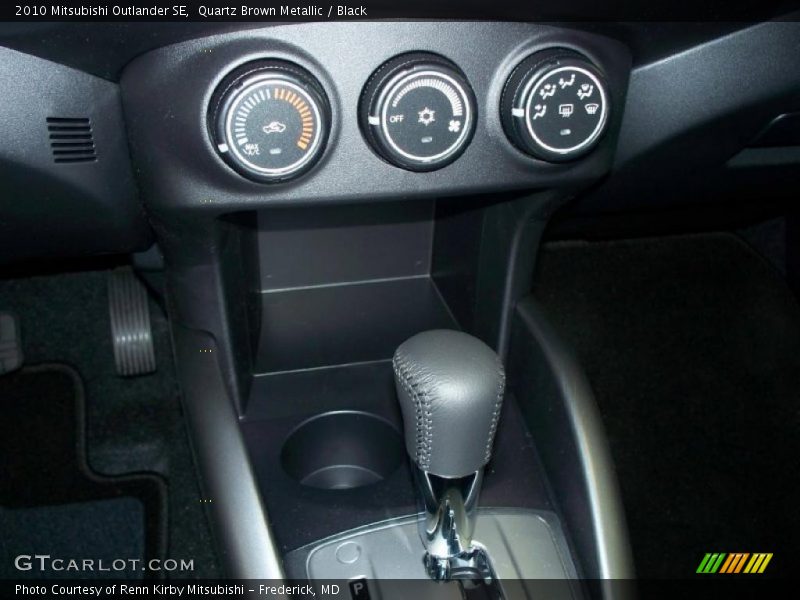 Quartz Brown Metallic / Black 2010 Mitsubishi Outlander SE