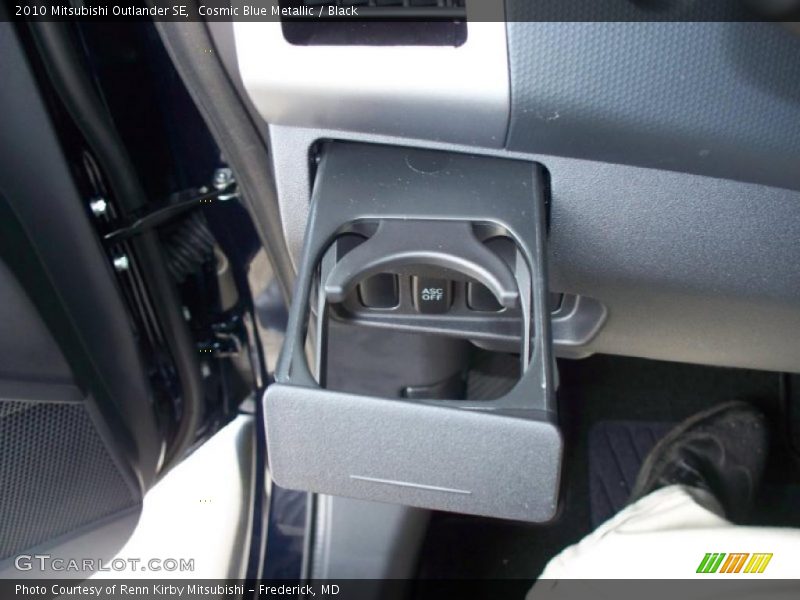Cosmic Blue Metallic / Black 2010 Mitsubishi Outlander SE
