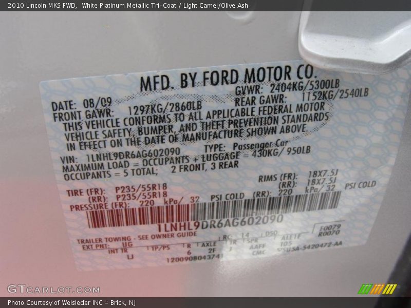 White Platinum Metallic Tri-Coat / Light Camel/Olive Ash 2010 Lincoln MKS FWD