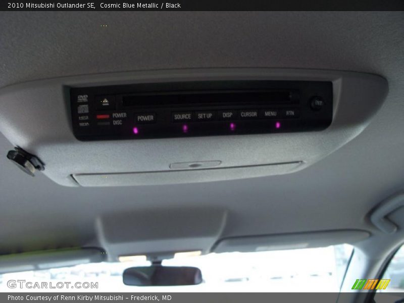 Cosmic Blue Metallic / Black 2010 Mitsubishi Outlander SE