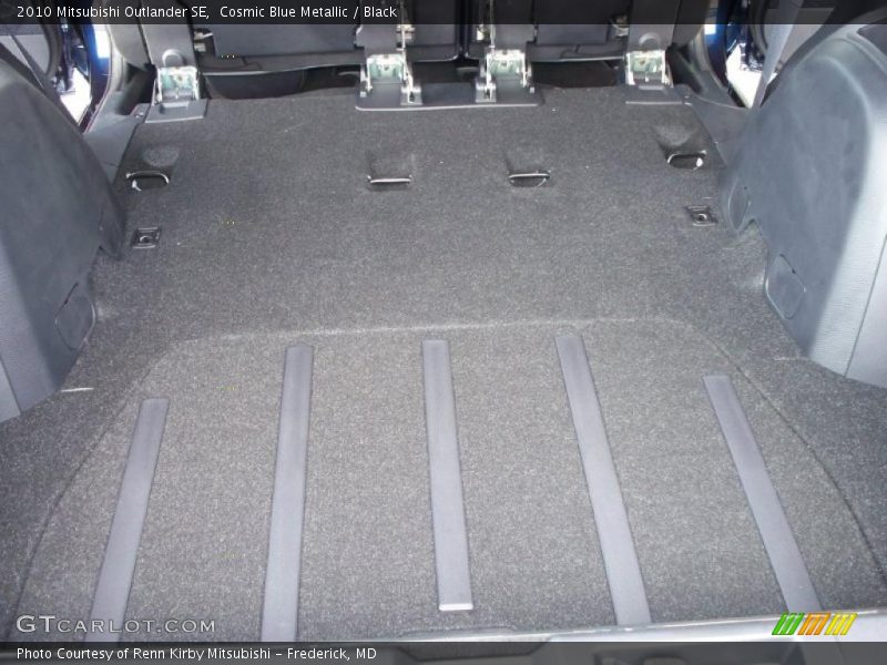 Cosmic Blue Metallic / Black 2010 Mitsubishi Outlander SE