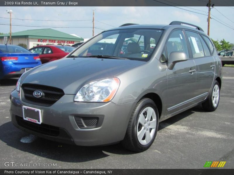 Titanium Gray / Beige 2009 Kia Rondo LX