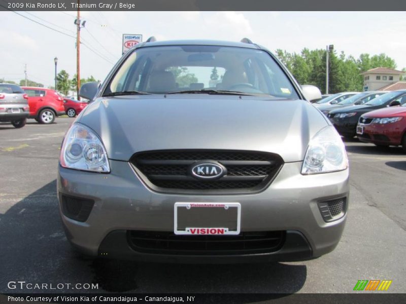 Titanium Gray / Beige 2009 Kia Rondo LX