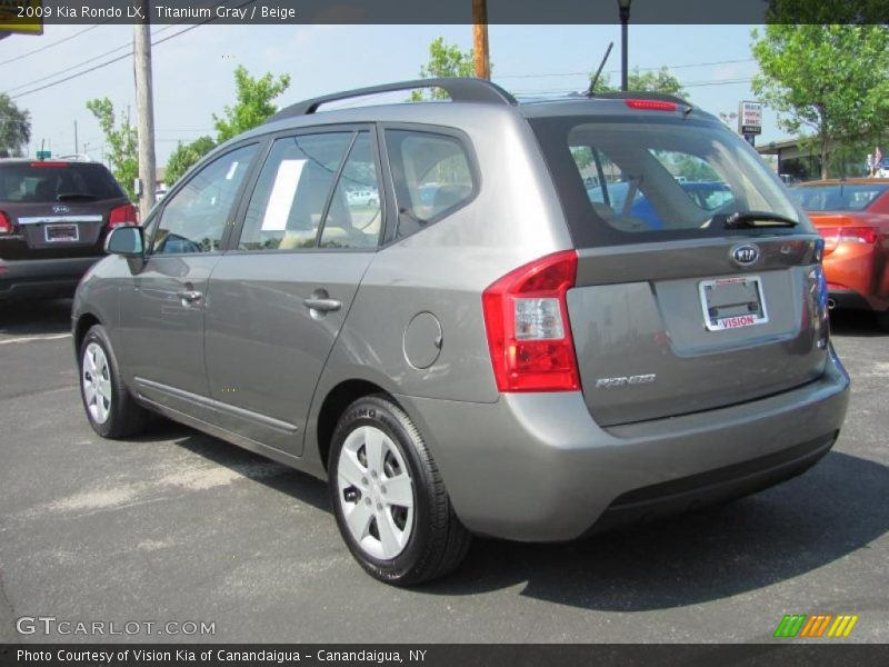 Titanium Gray / Beige 2009 Kia Rondo LX