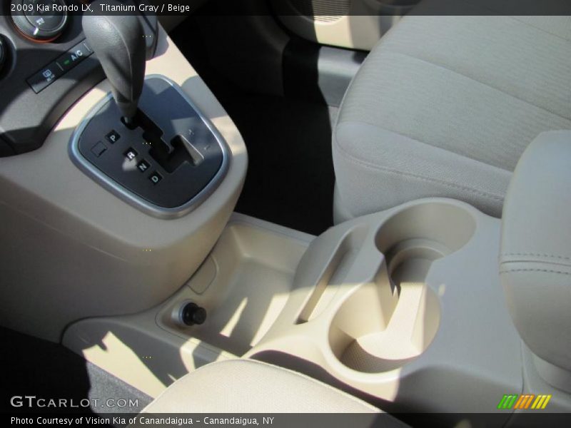 Titanium Gray / Beige 2009 Kia Rondo LX