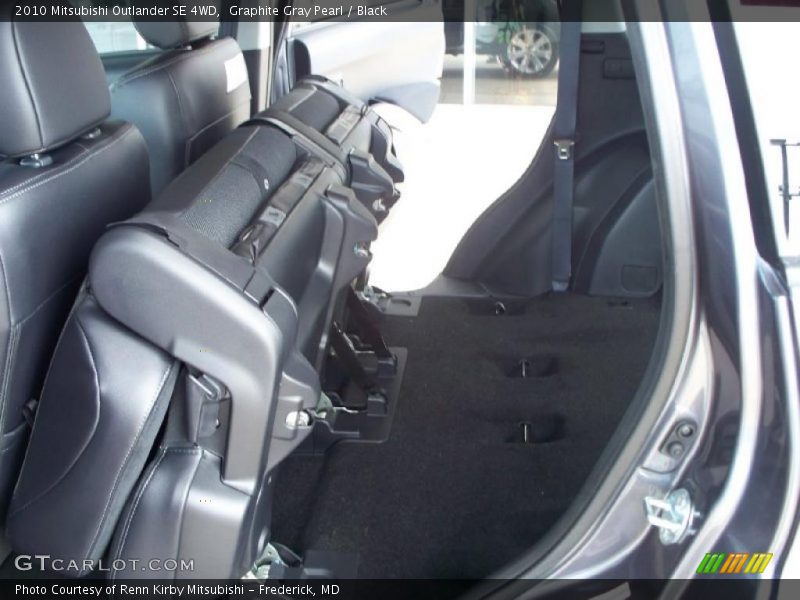 Graphite Gray Pearl / Black 2010 Mitsubishi Outlander SE 4WD