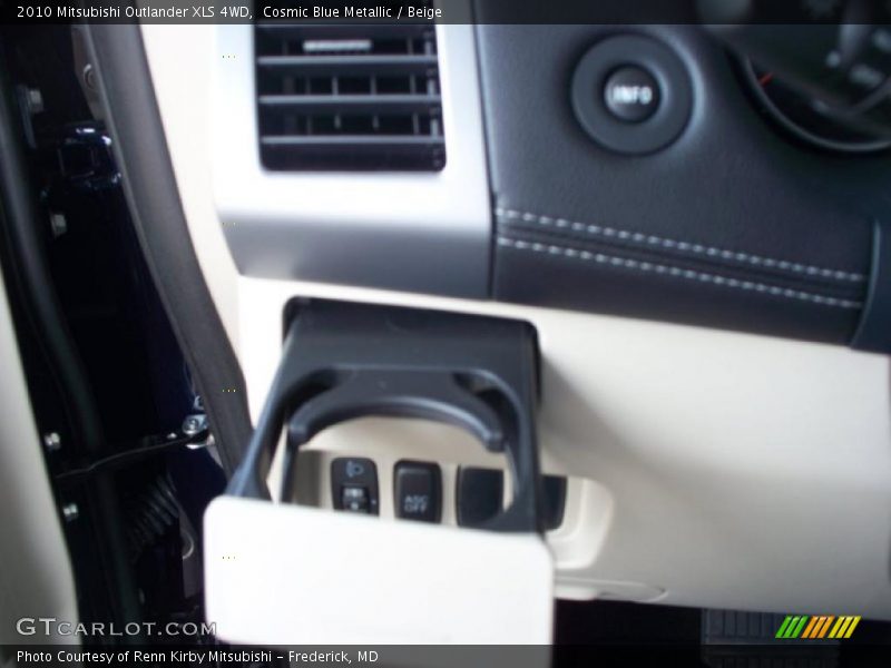Cosmic Blue Metallic / Beige 2010 Mitsubishi Outlander XLS 4WD