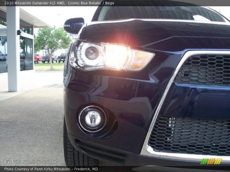 Cosmic Blue Metallic / Beige 2010 Mitsubishi Outlander XLS 4WD