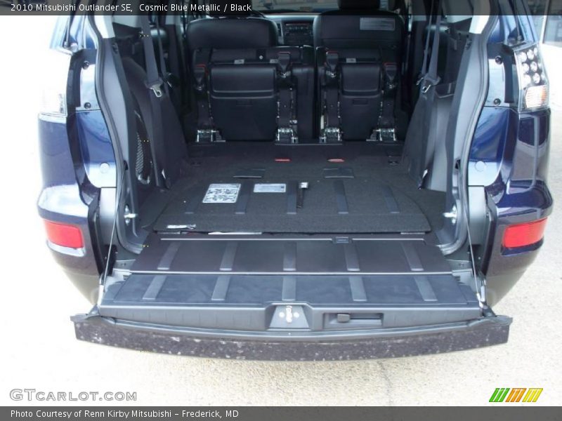 Cosmic Blue Metallic / Black 2010 Mitsubishi Outlander SE
