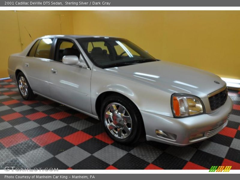 Sterling Silver / Dark Gray 2001 Cadillac DeVille DTS Sedan
