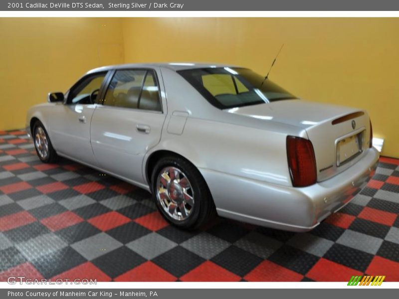 Sterling Silver / Dark Gray 2001 Cadillac DeVille DTS Sedan