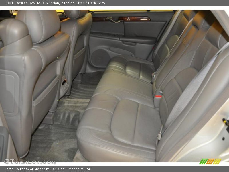 Sterling Silver / Dark Gray 2001 Cadillac DeVille DTS Sedan