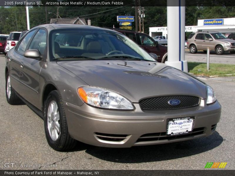 Arizona Beige Metallic / Medium/Dark Pebble 2005 Ford Taurus SEL