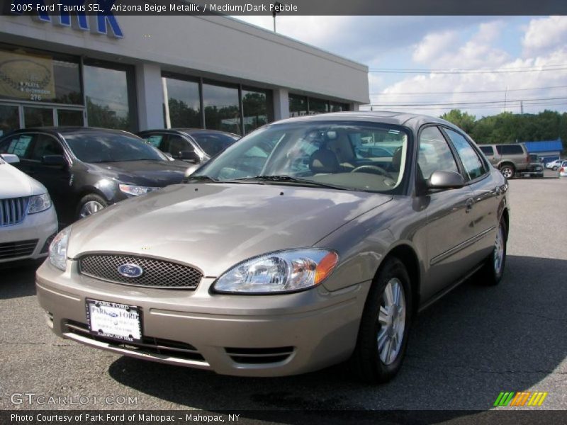 Arizona Beige Metallic / Medium/Dark Pebble 2005 Ford Taurus SEL