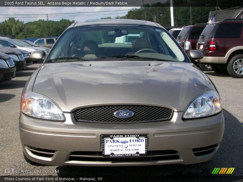 Arizona Beige Metallic / Medium/Dark Pebble 2005 Ford Taurus SEL