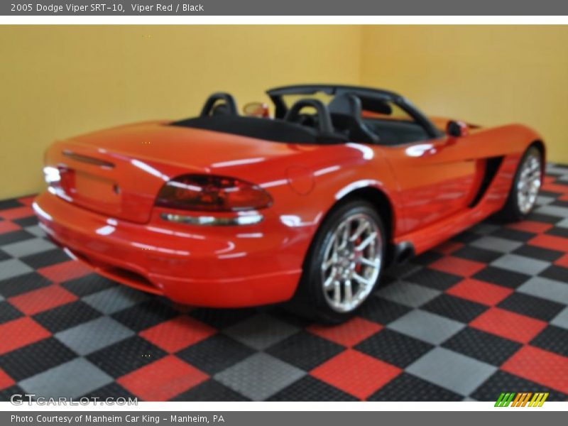 Viper Red / Black 2005 Dodge Viper SRT-10