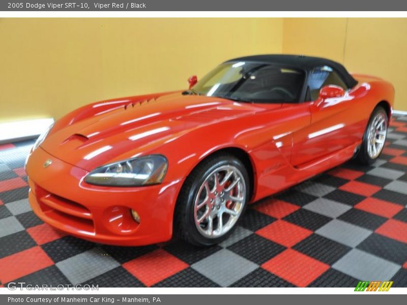 Viper Red / Black 2005 Dodge Viper SRT-10