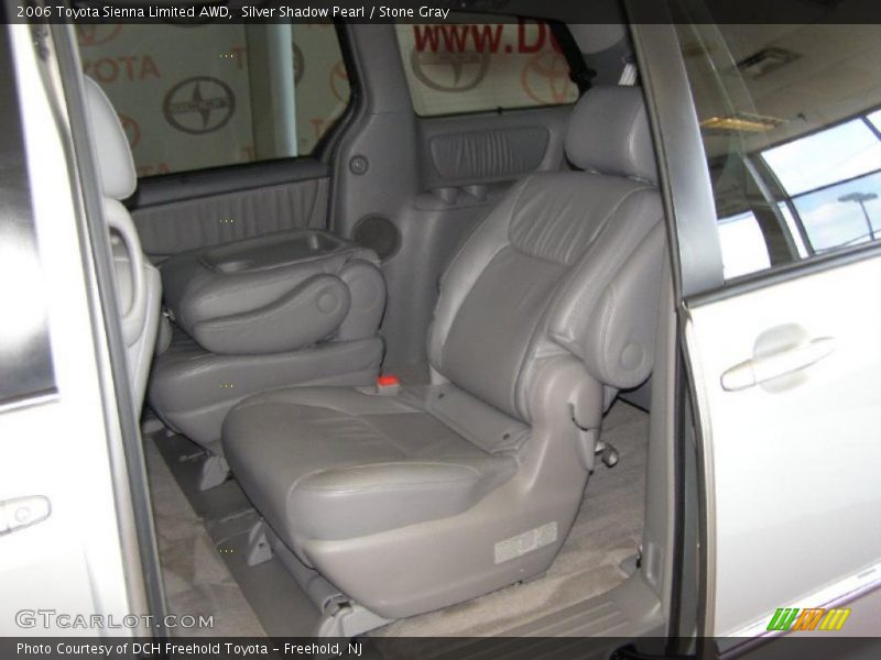 Silver Shadow Pearl / Stone Gray 2006 Toyota Sienna Limited AWD