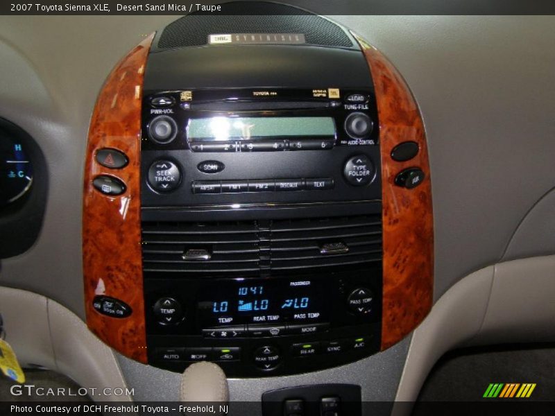 Desert Sand Mica / Taupe 2007 Toyota Sienna XLE